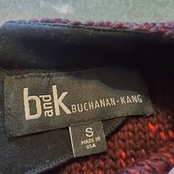 B&K Buchanan kang red zipper back sweater sz small - Picture 2 of 3